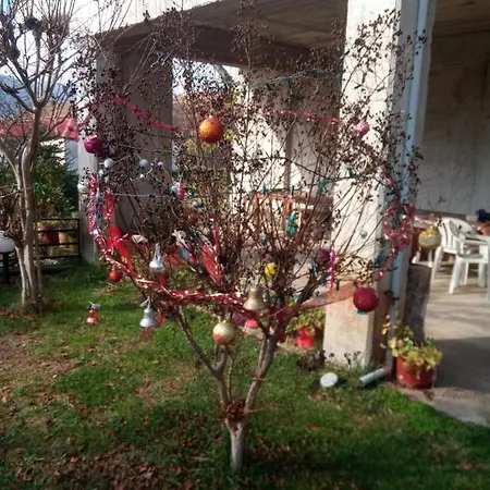 Apartment Lampros *